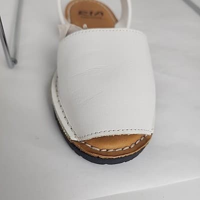 Ria Menorca Sandals white Ankle Strap Open Toed Size EU 34 US 3 Kids 2.5 - Thumbnail 9