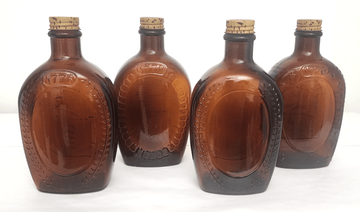 Set of 4 1776 Bicentennial Log Cabin Maple Syrup Amber Glass Bottles Vintage - Thumbnail 4