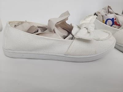 Time And Tru Shoes Womens Small Sz 6 Slip On Loafer White Fabric Casual Comfort - Thumbnail 6