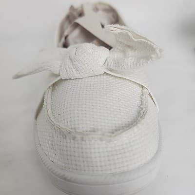 Time And Tru Shoes Womens Small Sz 6 Slip On Loafer White Fabric Casual Comfort - Thumbnail 2
