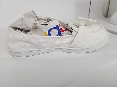 Time And Tru Shoes Womens Small Sz 6 Slip On Loafer White Fabric Casual Comfort - Thumbnail 9