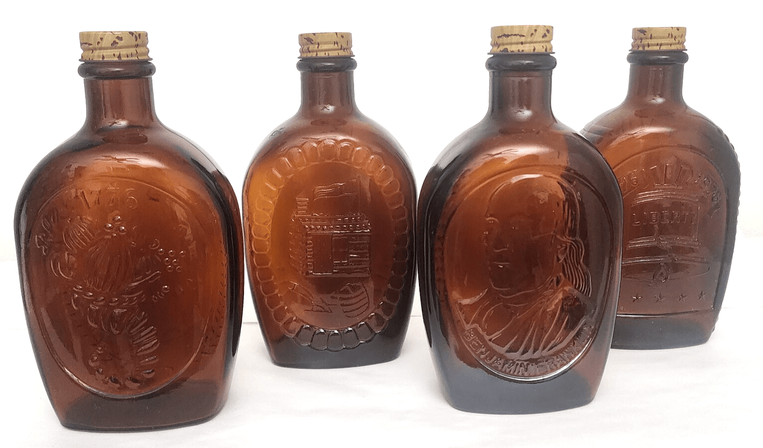 Set of 4 1776 Bicentennial Log Cabin Maple Syrup Amber Glass Bottles Vintage - Thumbnail 2