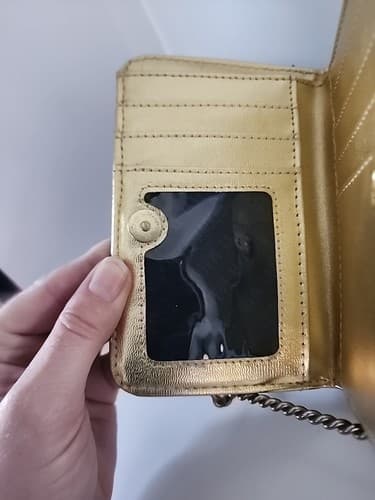 Steve Madden Black Zip Around Wristlet Wallet Gold Metal Accents Chevron Quilted - Thumbnail 7
