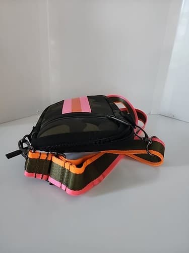 Haute Shore - Crossbody, Adjustable Strap purse - Camo with pink and orange - Thumbnail 5