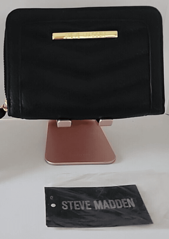 Steve Madden Black Zip Around Wristlet Wallet Gold Metal Accents Chevron Quilted - Thumbnail 3