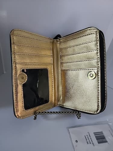 Steve Madden Black Zip Around Wristlet Wallet Gold Metal Accents Chevron Quilted - Thumbnail 6