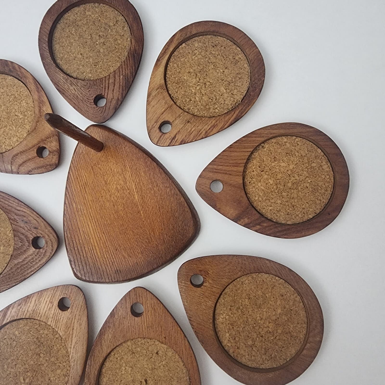 8 Hand carved Teardrop Hardwood Cork Coasters Stand Brown JapanSere Wood Stamped - Thumbnail 18