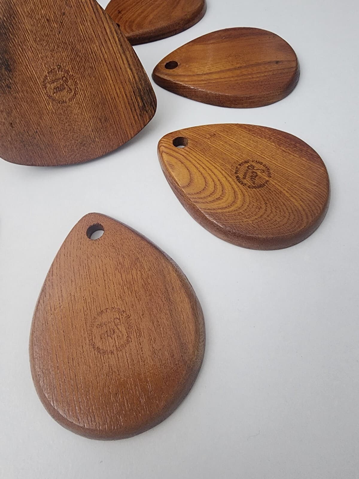 8 Hand carved Teardrop Hardwood Cork Coasters Stand Brown JapanSere Wood Stamped - Thumbnail 20