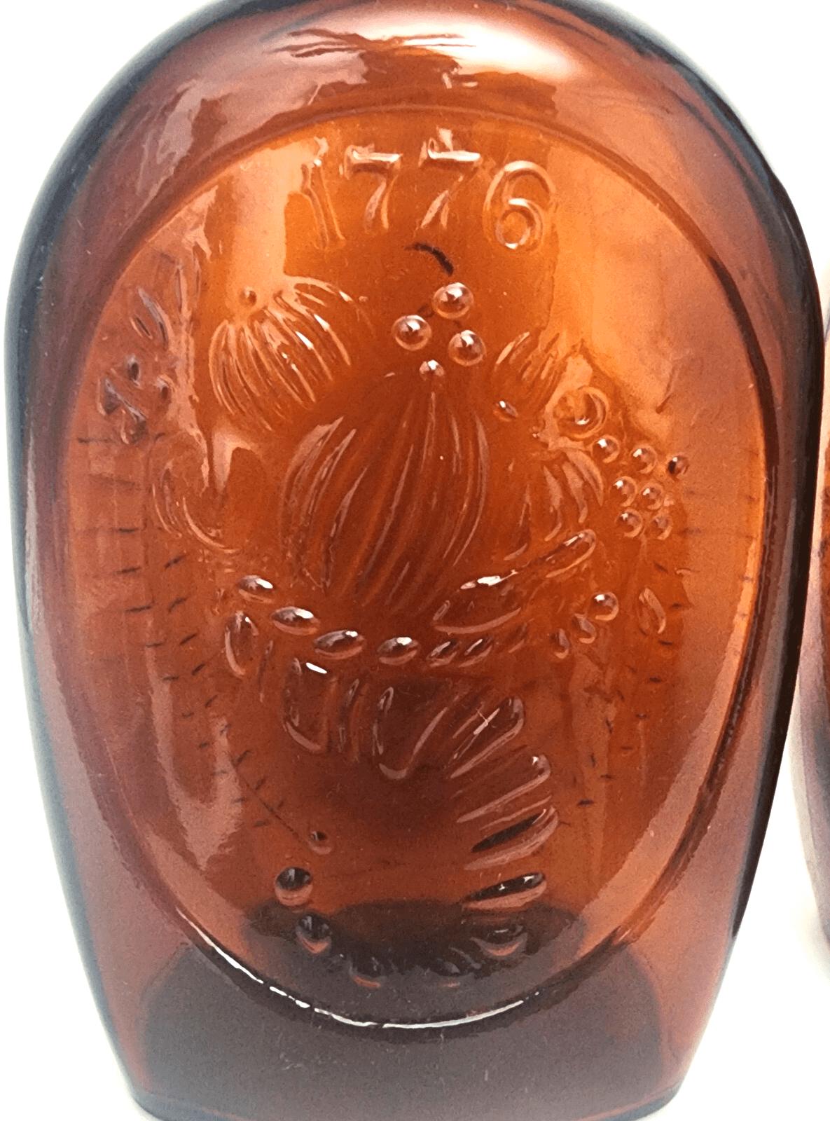 Set of 4 1776 Bicentennial Log Cabin Maple Syrup Amber Glass Bottles Vintage - Thumbnail 7
