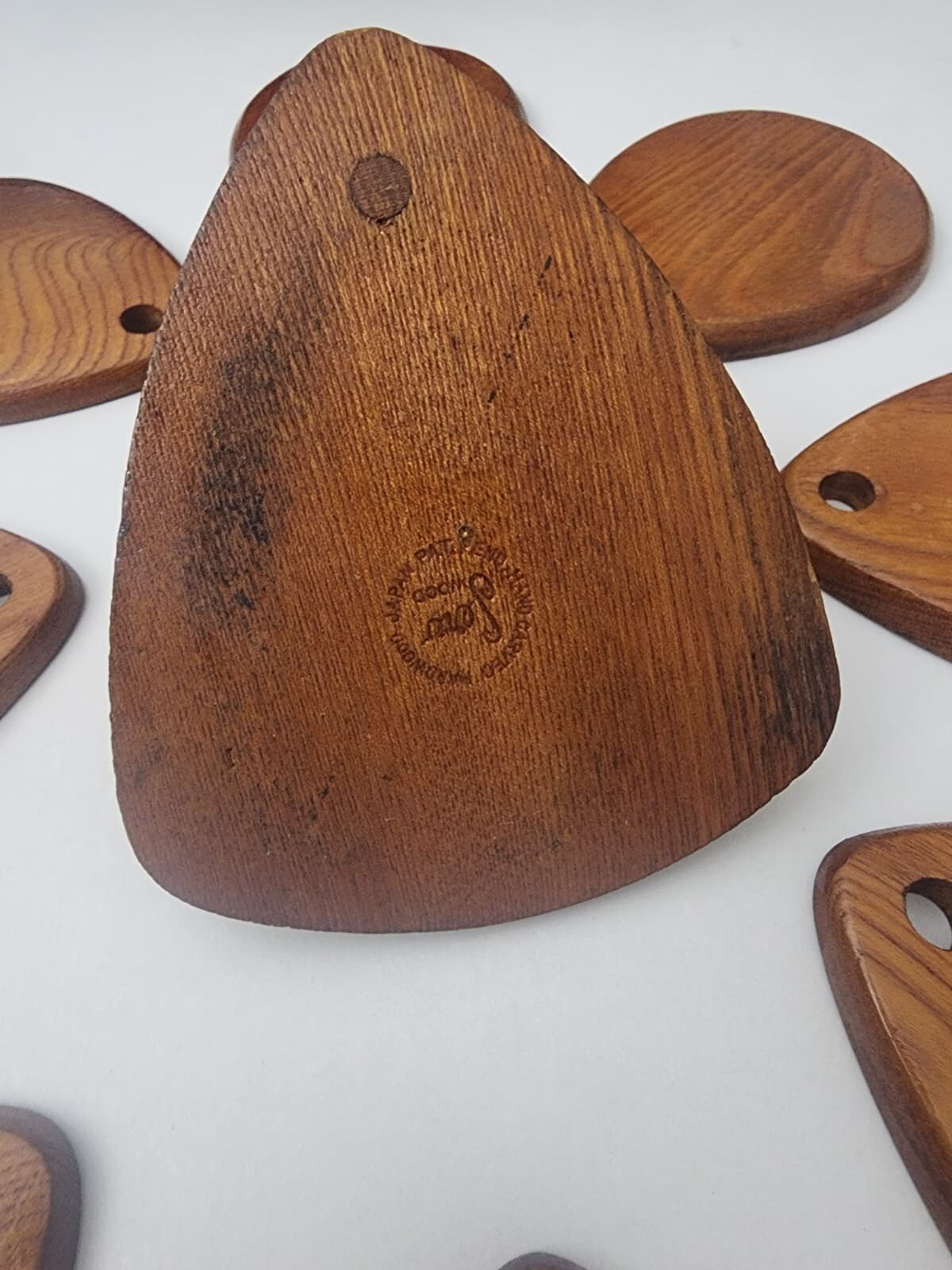8 Hand carved Teardrop Hardwood Cork Coasters Stand Brown JapanSere Wood Stamped - Thumbnail 19