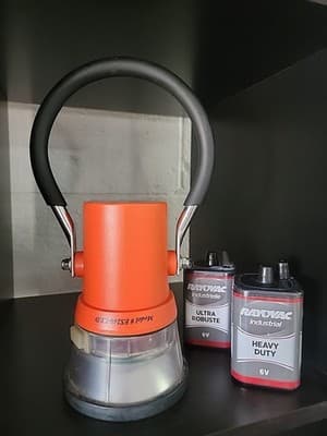 OFFICIAL RAIL-TEK Railroad Trainman Lantern RT3-LED INCLUDES 3 Batteries