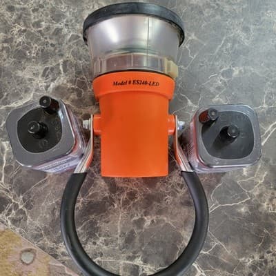 OFFICIAL RAIL-TEK Railroad Trainman Lantern RT3-LED INCLUDES 3 Batteries - Thumbnail 3