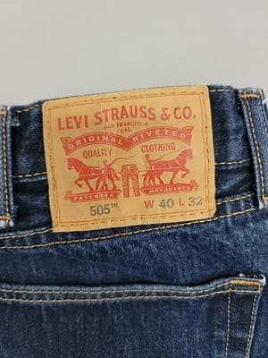 Levis 505 Jeans Men 40x32 Blue Straight Leg Denim Classic Fit Zip Fly NO STRETCH - Thumbnail 4