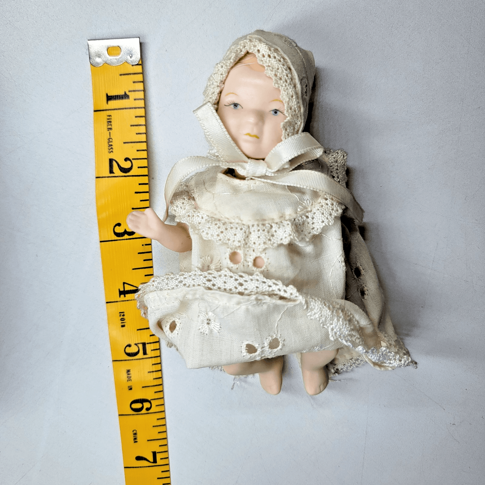 Vintage Victoria Impex 5 1/4” Porcelain Newborn Doll Beautiful Great Condition - Thumbnail 6
