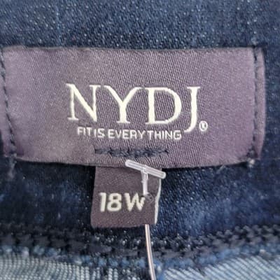 NYDJ Shorts Size 18 Dark Blue 13" Rise Cuffed Lift Tuck Stretch Denim 10" Inseam - Thumbnail 3