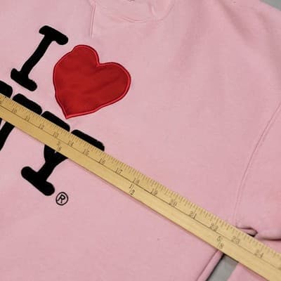 I Heart NY Pink Sweatshirt Large New York Souvenir Soft Comfy Crewneck Cotton - Thumbnail 4