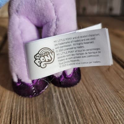 My Little Pony 7” Izzy Moonbow Plush Toy With Felt Tail And Mane - Thumbnail 3