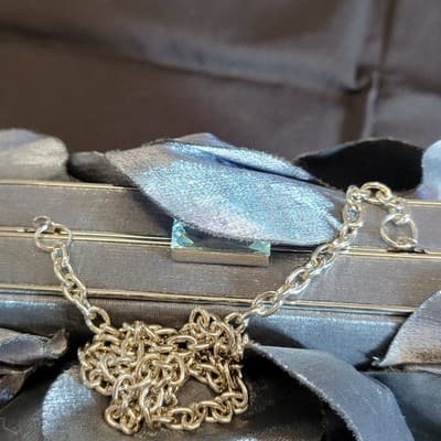 SONDRA ROBERTS Silver Box Clutch Purse Flower Grey Chain Evening Bag NYE - Thumbnail 10