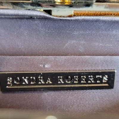 SONDRA ROBERTS Silver Box Clutch Purse Flower Grey Chain Evening Bag NYE - Thumbnail 3