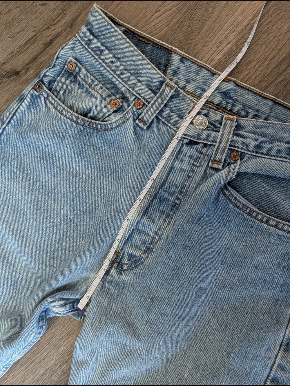 Vintage 2000 Y2K Levi's 501 Button Fly Light Blue Faded Wash Straight Leg Jeans - Thumbnail 5