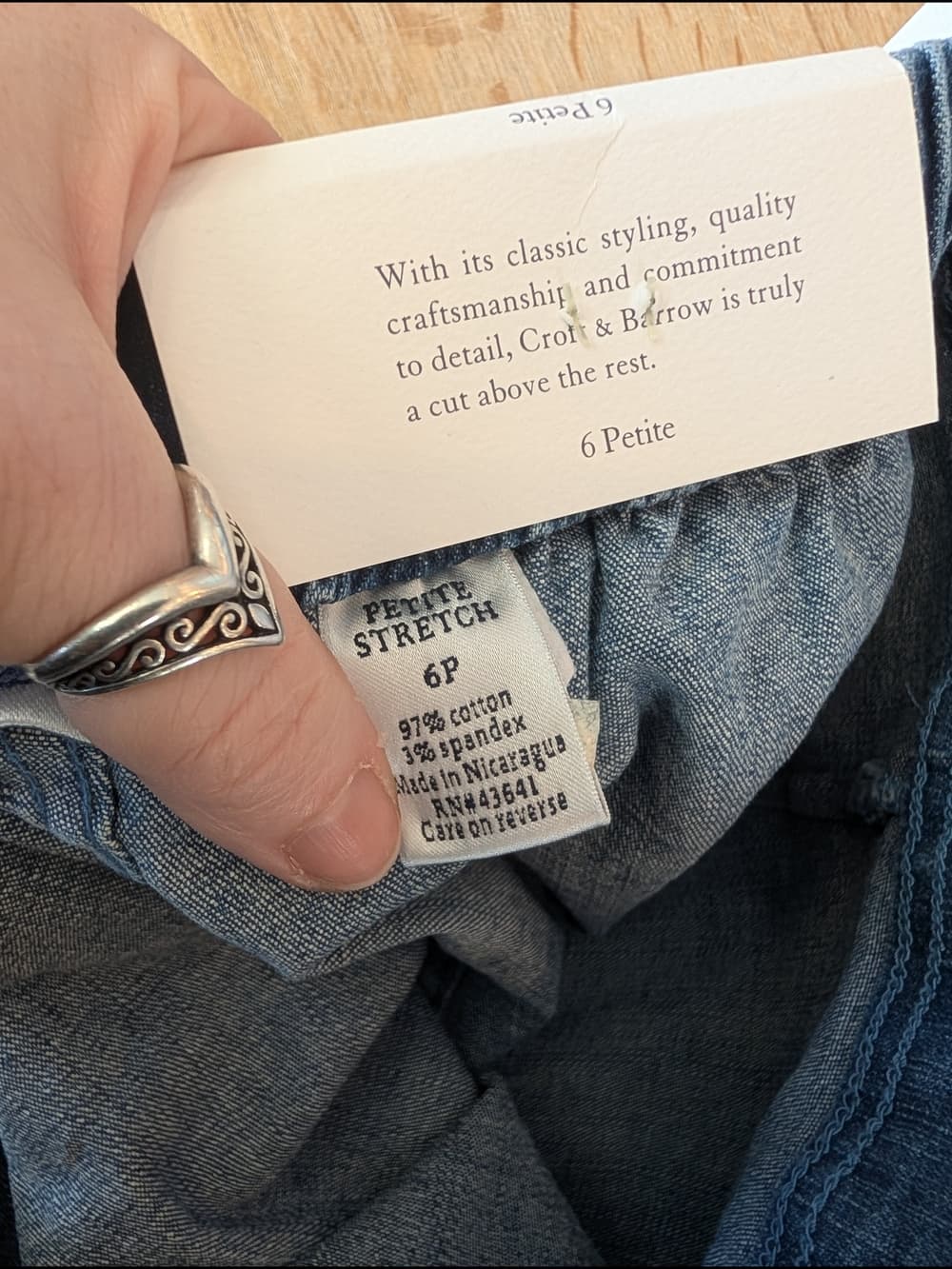 croft & barrow Light Blue Denim Capri Jeans Stretchy Waist Button Accent - Thumbnail 6