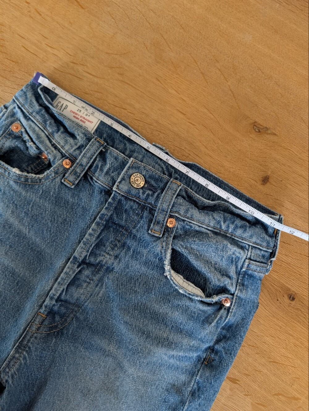 GAP Women's Medium Wash Faded Cheeky High Rise Straight-Leg Blue Jeans - Thumbnail 10