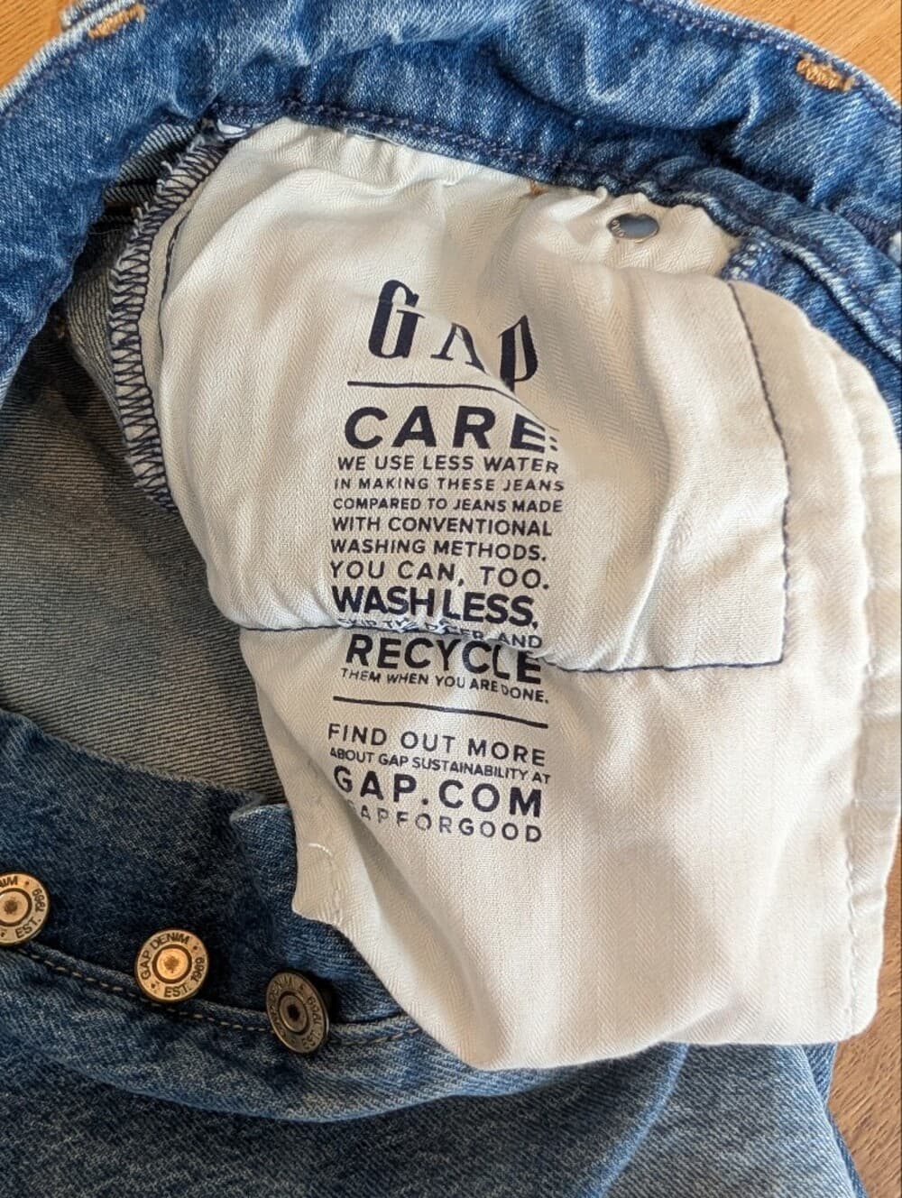 GAP Women's Medium Wash Faded Cheeky High Rise Straight-Leg Blue Jeans - Thumbnail 8