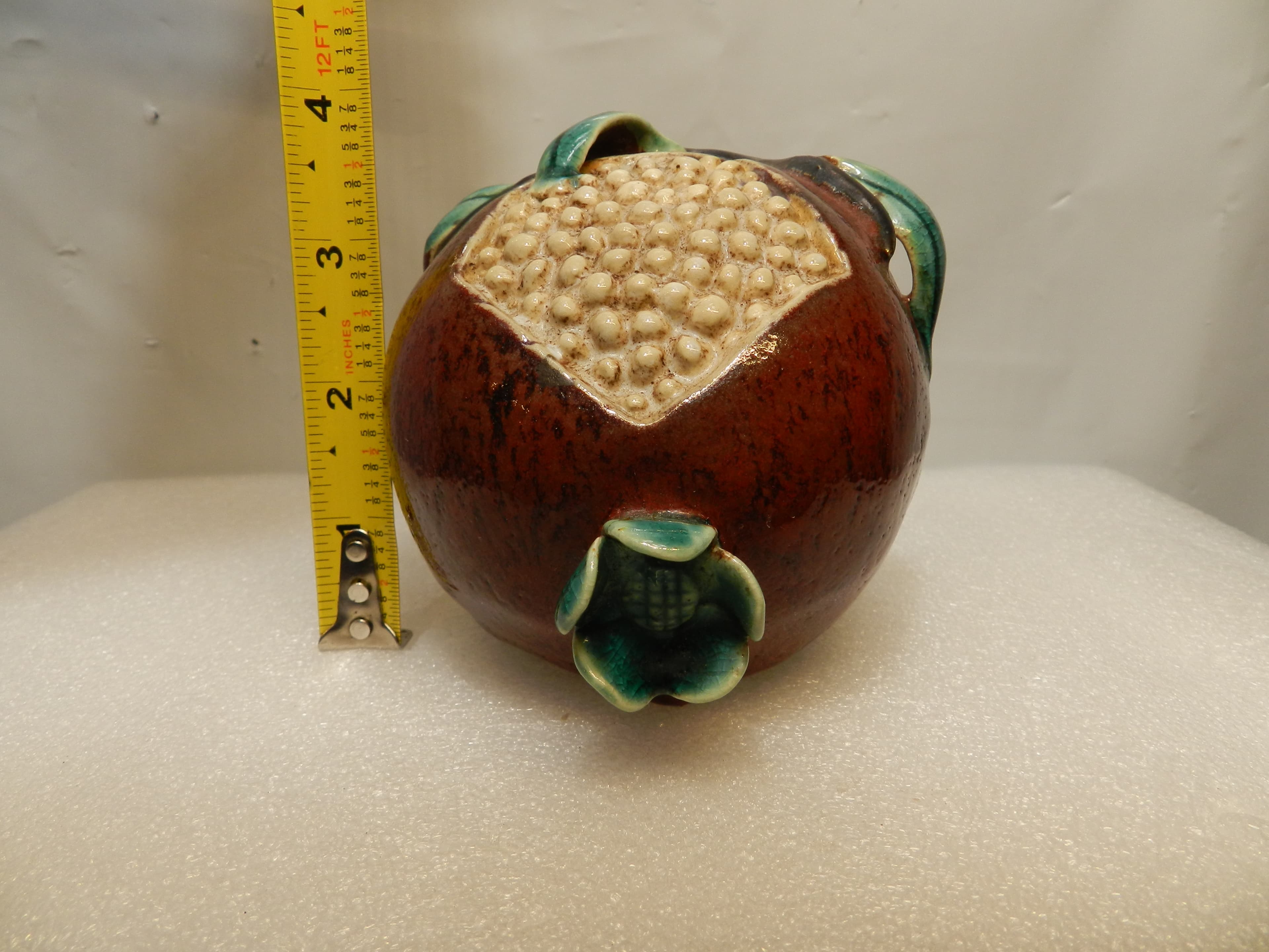 Vintage Chinese Guangdong / Shiwan Pottery Ceramic Pomegranate Artwork (O24S) - Thumbnail 7