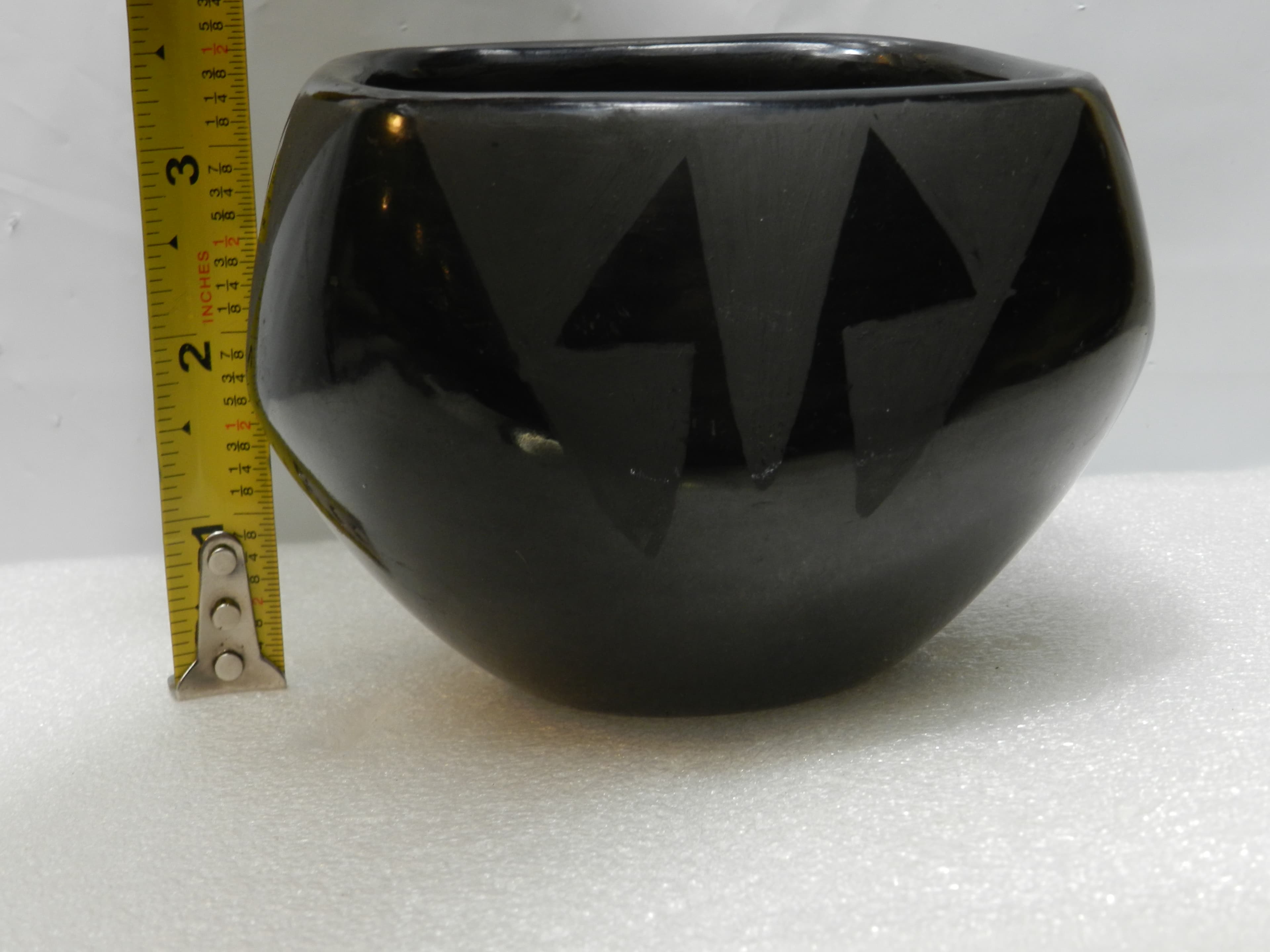 Vintage Santa Clara Pueblo Blackware Pottery Bowl Black Finish Handmade (O26S) - Thumbnail 6