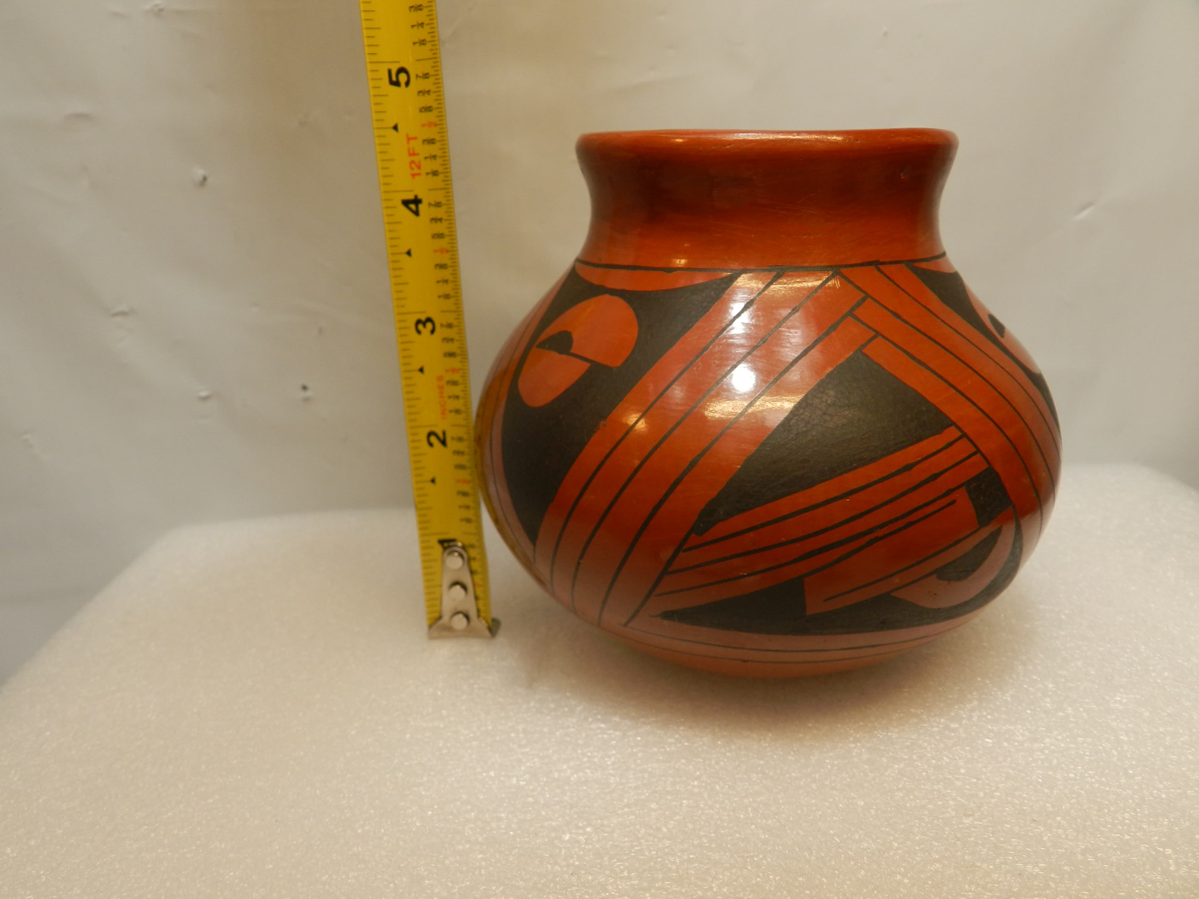 Vintage Mata Ortiz Polychrome pottery vase by Sofia de Tena Signed (O27S) - Thumbnail 9