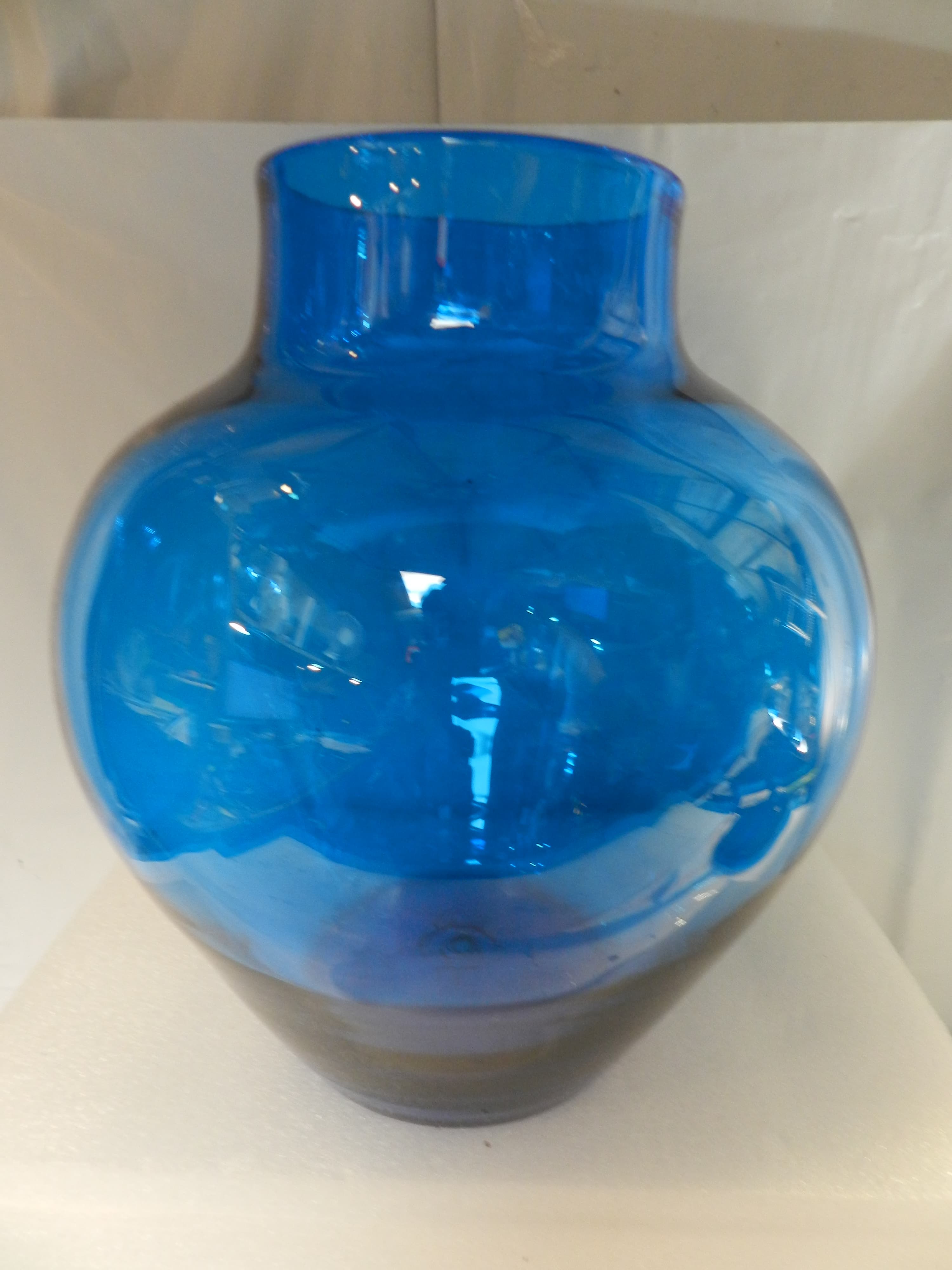 Vintage 10" Tall Large Blenko Glass Hand-Blown Bulbous Vase Cobalt Blue  (O35S) - Thumbnail 2
