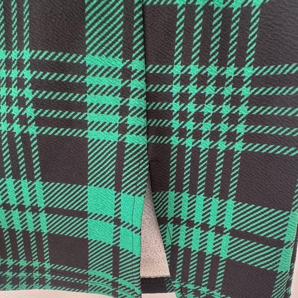 SHEIN Women's Green Black Tartan Plaid Mini Skirt Preppy Schoolgirl Size Medium - Thumbnail 2