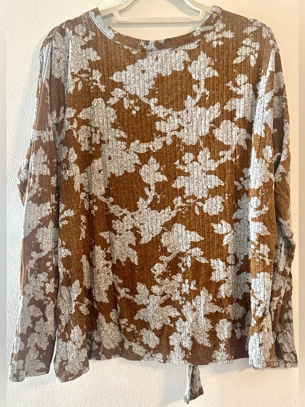 Simply Vera Vera Wang Women's Brown Floral Tie Hem Knit Top Size XXL - Thumbnail 2