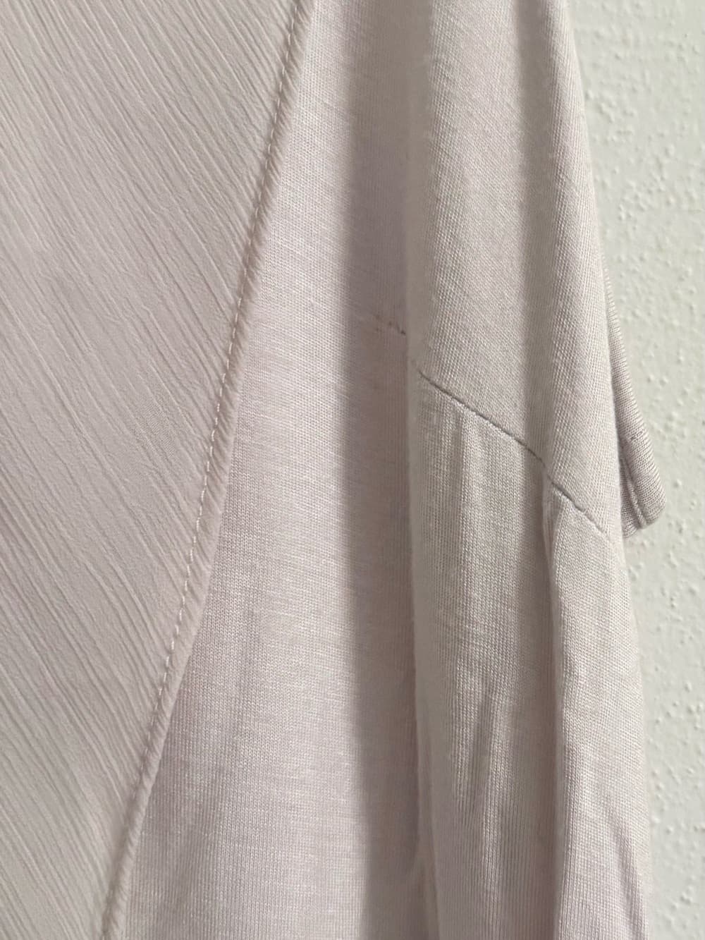 Neiman Marcus Taupe Gray V-Neck Sleeveless Tank Top M Pleated Front Minimalist - Thumbnail 5