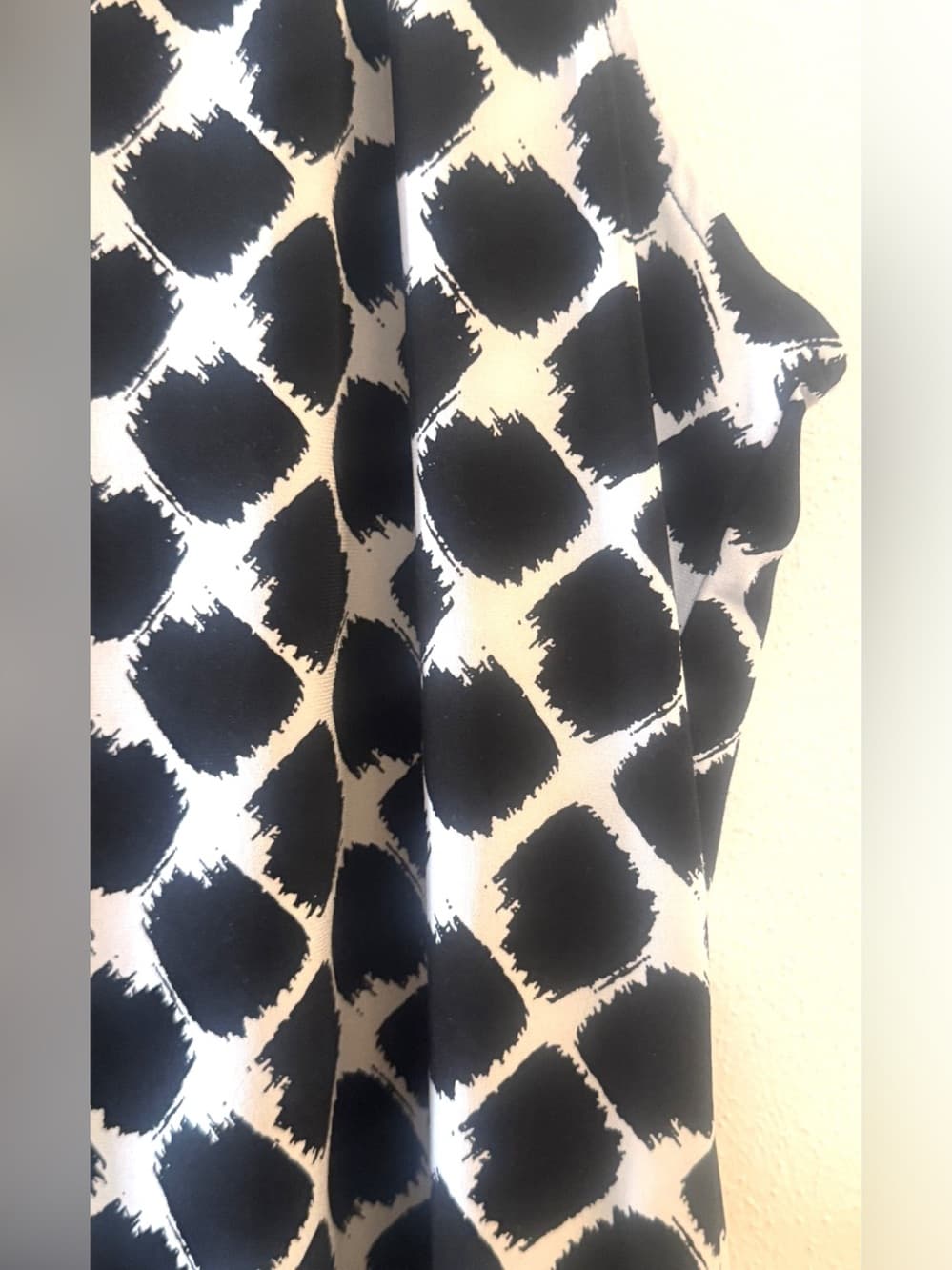 Liz Claiborne Women's Black White Geometric Print Sleeveless Career Blouse Large - Thumbnail 3
