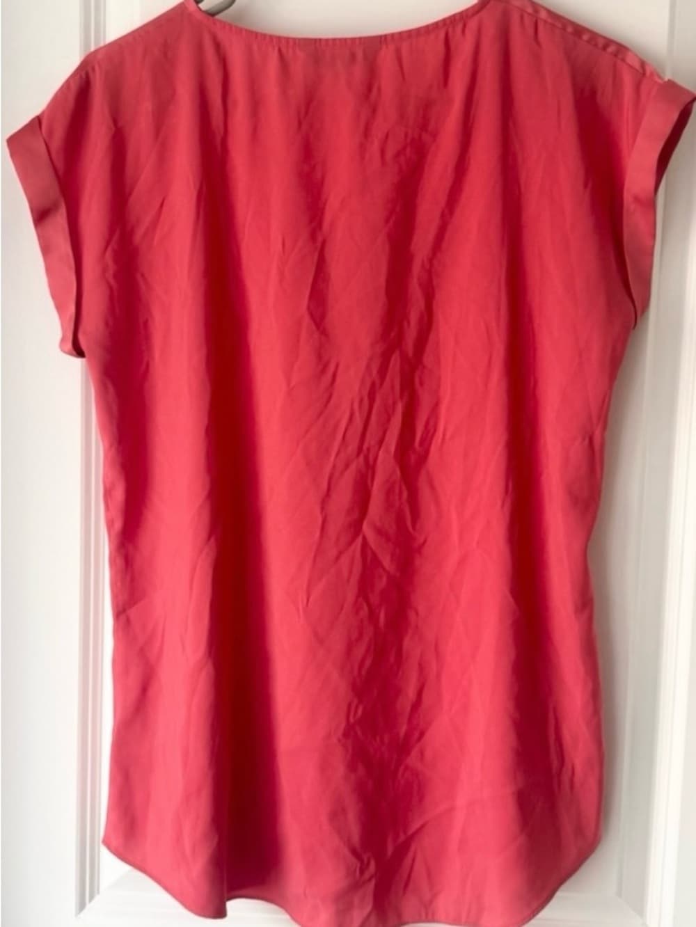 Express Women's Coral Zip Front Cap Sleeve Lightweight Blouse Size Medium - Thumbnail 2
