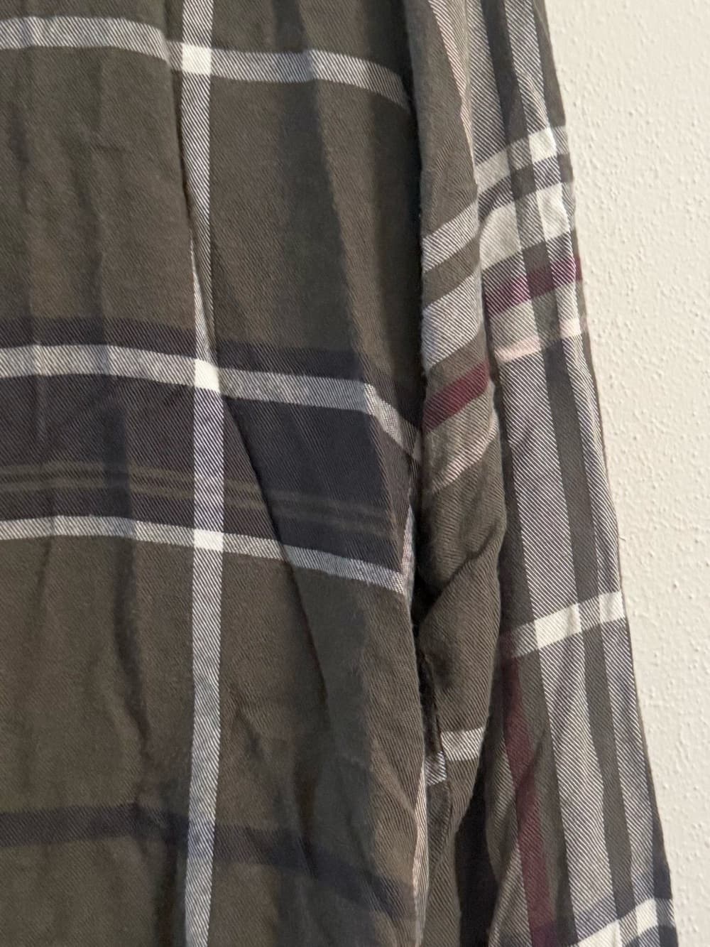 Universal Thread Olive Green Plaid Long Sleeve Button Down Shirt M 100% Cotton - Thumbnail 3
