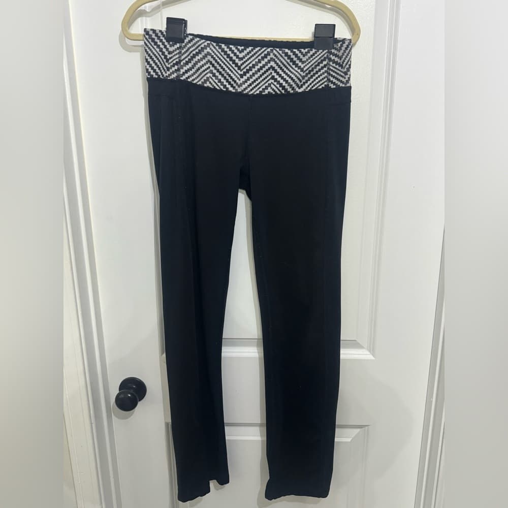 Women's Black High Waisted Cropped Leggings Stretch Yoga Activewear Size Medium