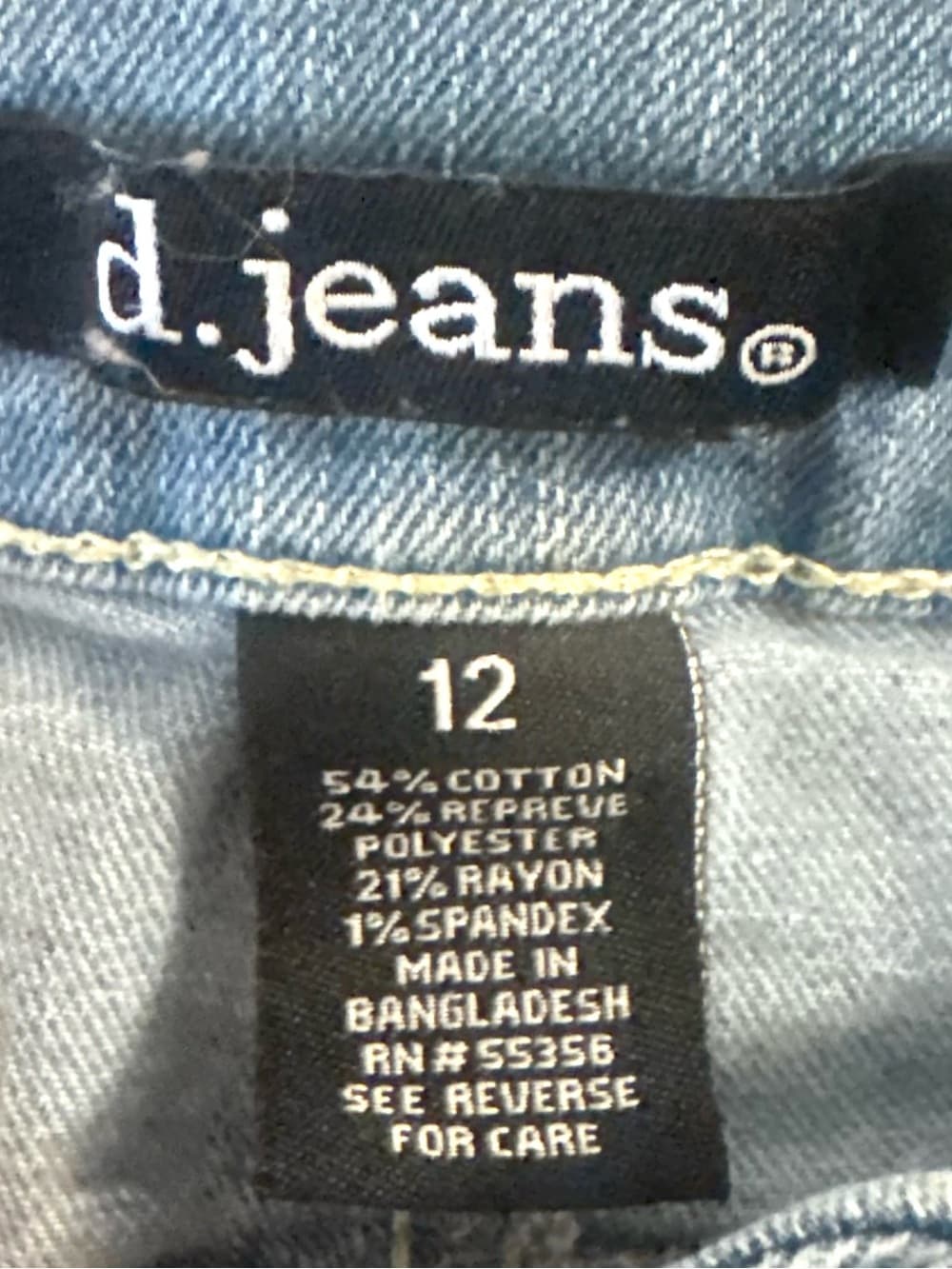 d.Jeans Women’s Light Wash Stretch Cropped Capri Jeans Denim Size 12 - Thumbnail 5
