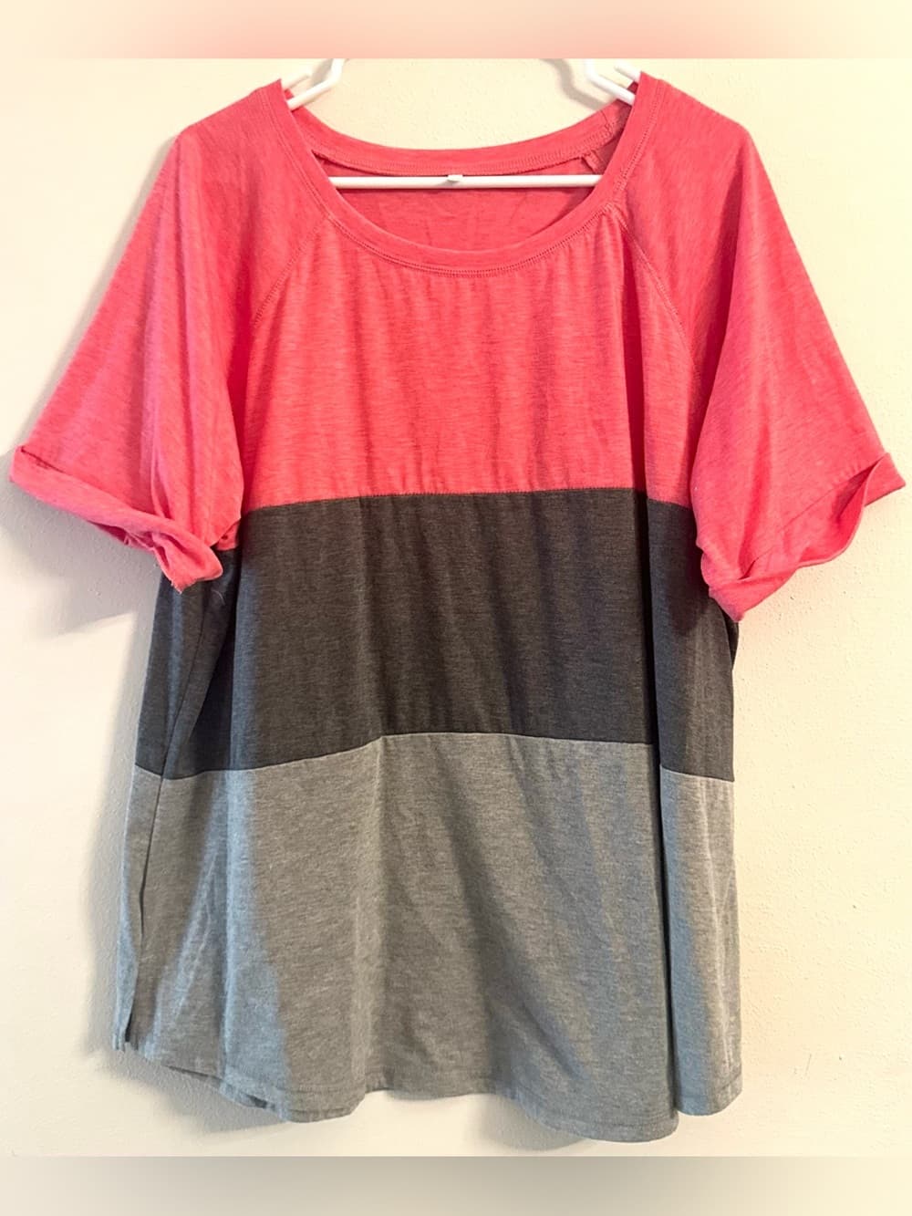 No Label Coral Pink Gray Colorblock Tee 20W Plus Size Short Sleeve