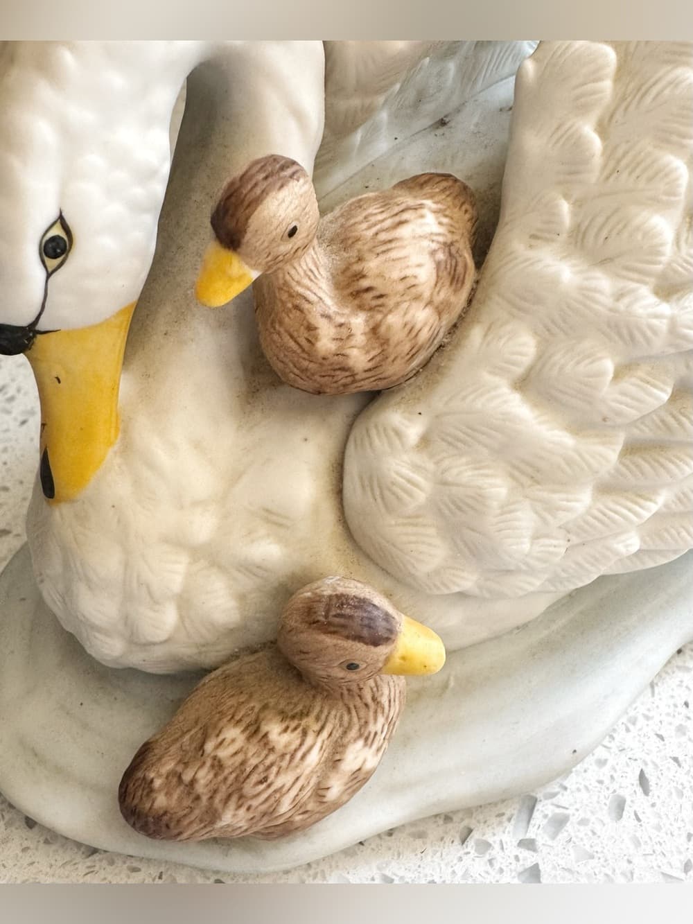 Vintage Ceramic White Swan Mother Baby Figurine Bird Home Decor Collectible - Thumbnail 4