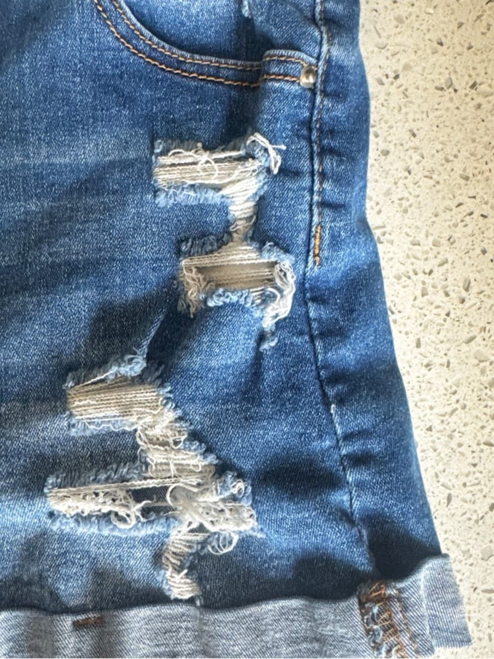 SHEIN High Waisted Ripped Denim Shorts Size 6 Stretch Cuffed Blue y2k - Thumbnail 4
