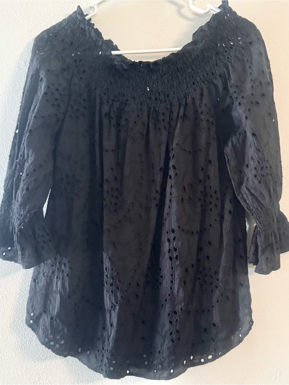 The Pioneer Woman Women's Black Eyelet Peasant Blouse 3/4 Sleeve Size Large - Thumbnail 2
