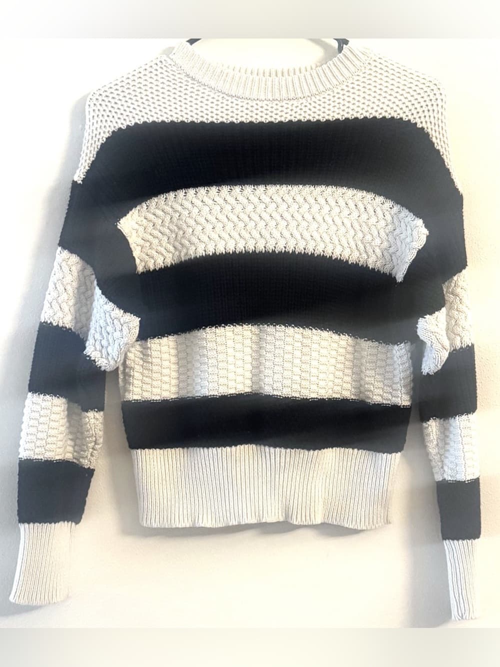 A New Day Black White Striped Crop Sweater XS Crew Neck