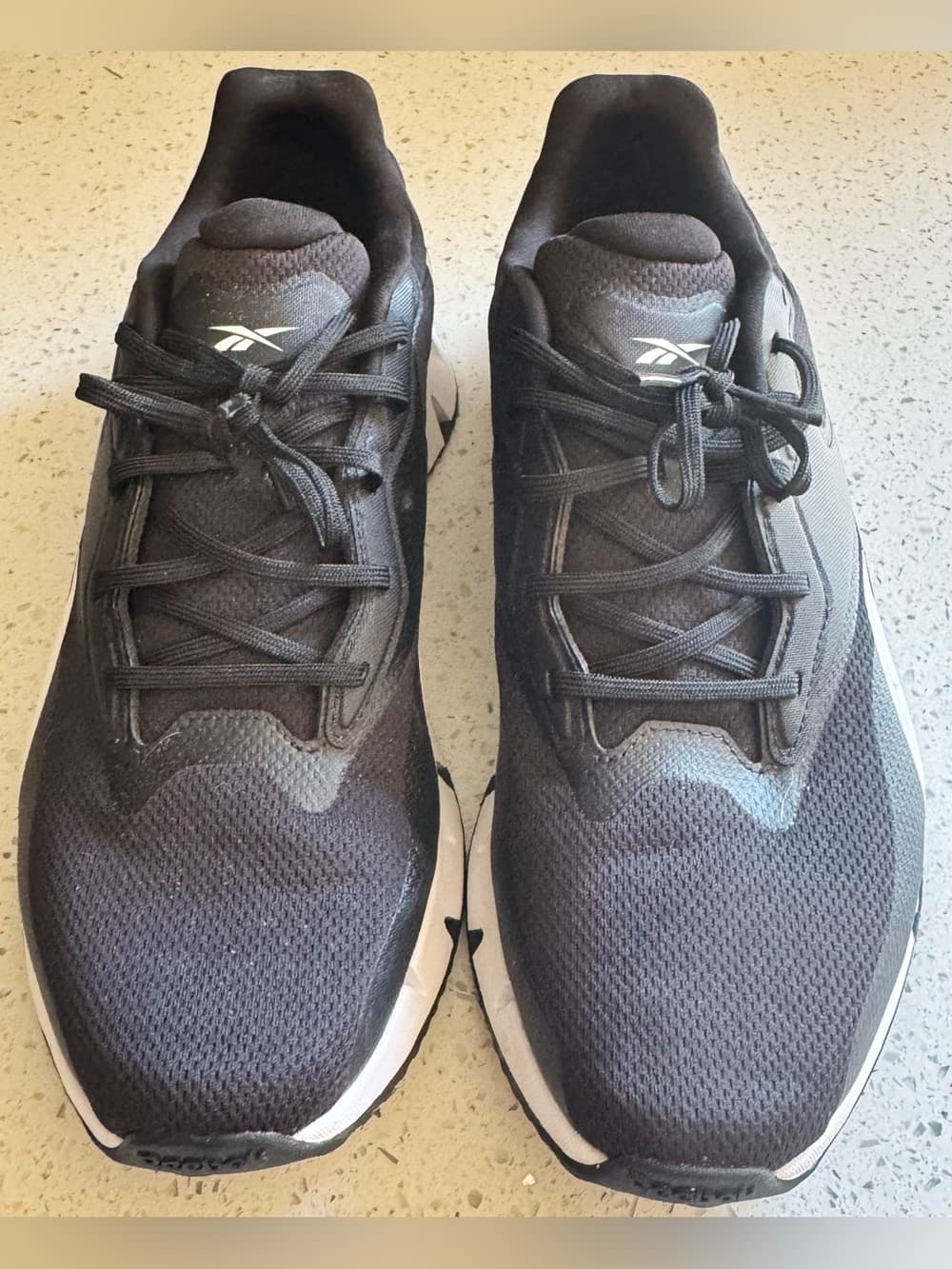 Reebok Mens Black White Running Shoes 10.5 - Thumbnail 2