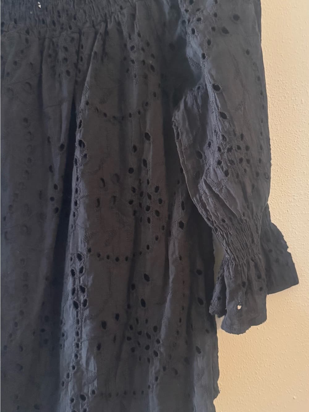 The Pioneer Woman Women's Black Eyelet Peasant Blouse 3/4 Sleeve Size Large - Thumbnail 3