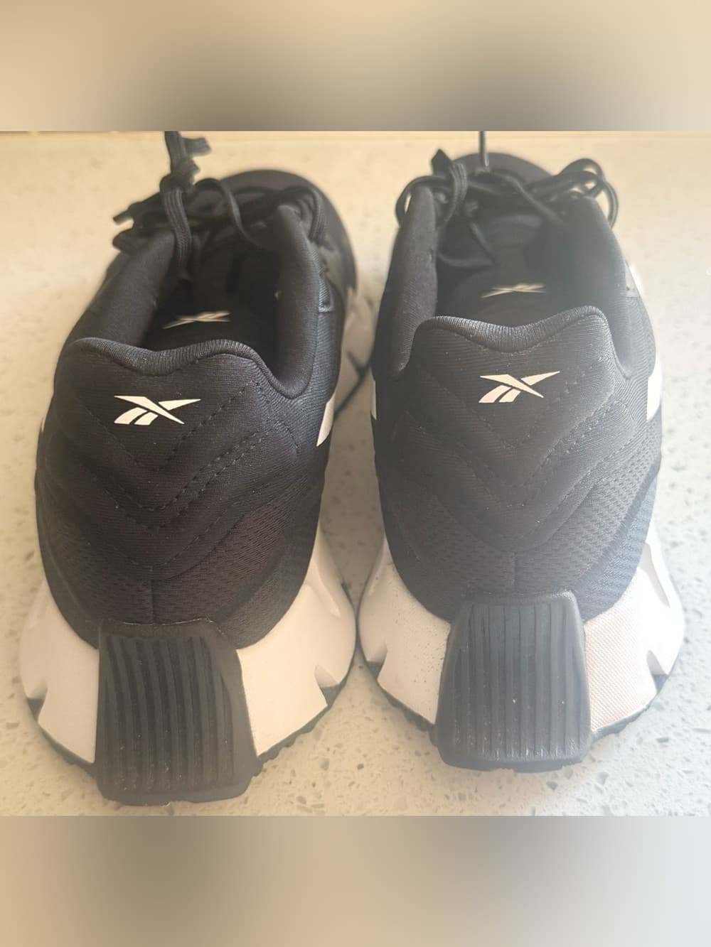 Reebok Mens Black White Running Shoes 10.5 - Thumbnail 3