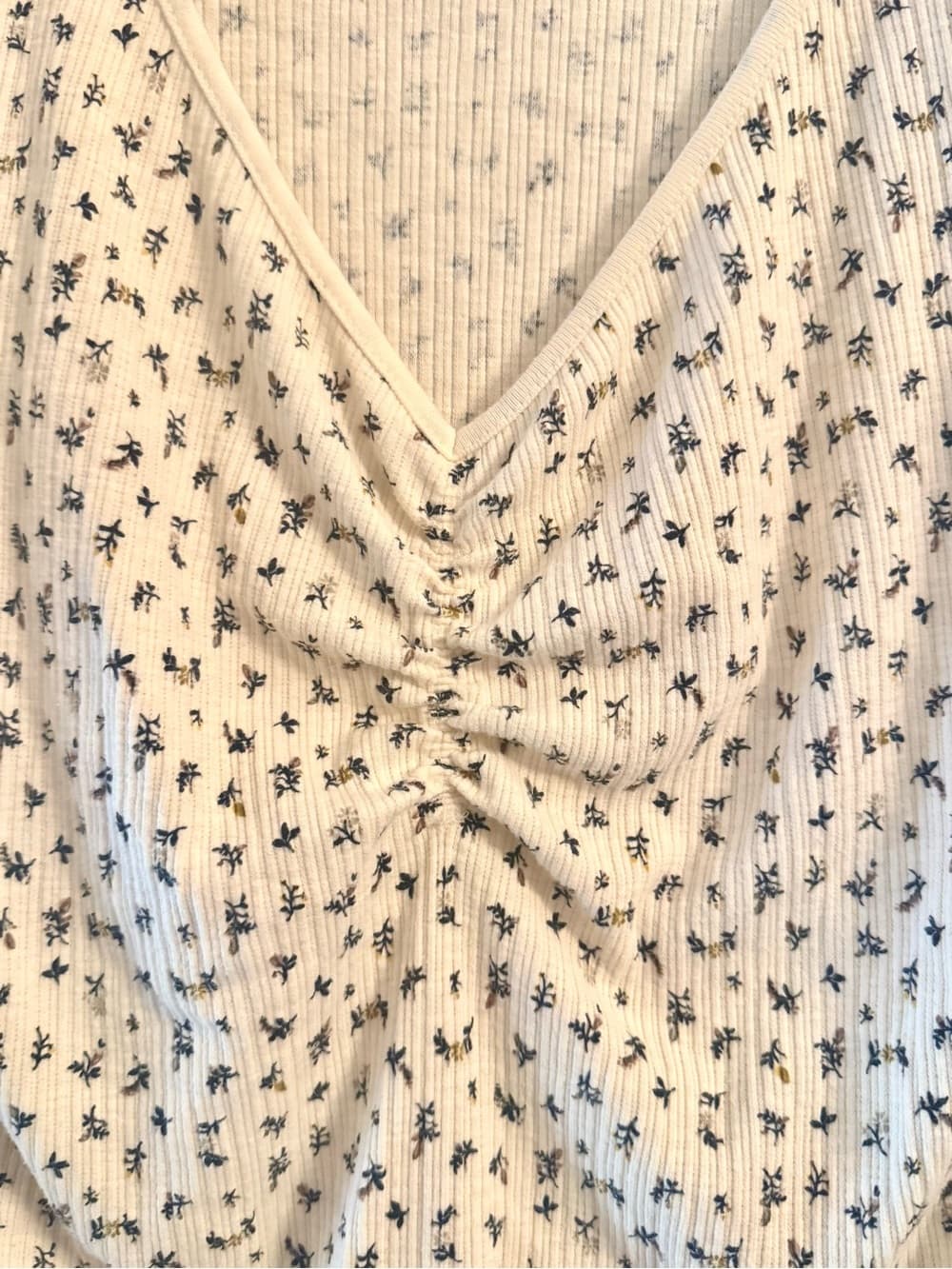 Old Navy White Floral Faux Wrap Blouse XL Long Sleeve - Thumbnail 3