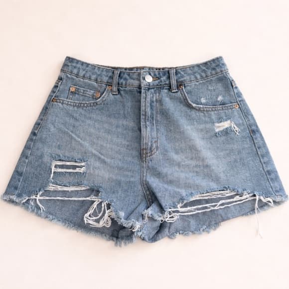 Wild Fable Women's Light Wash Distressed Denim Cutoff Shorts Frayed Hem Size 4 - Thumbnail 5
