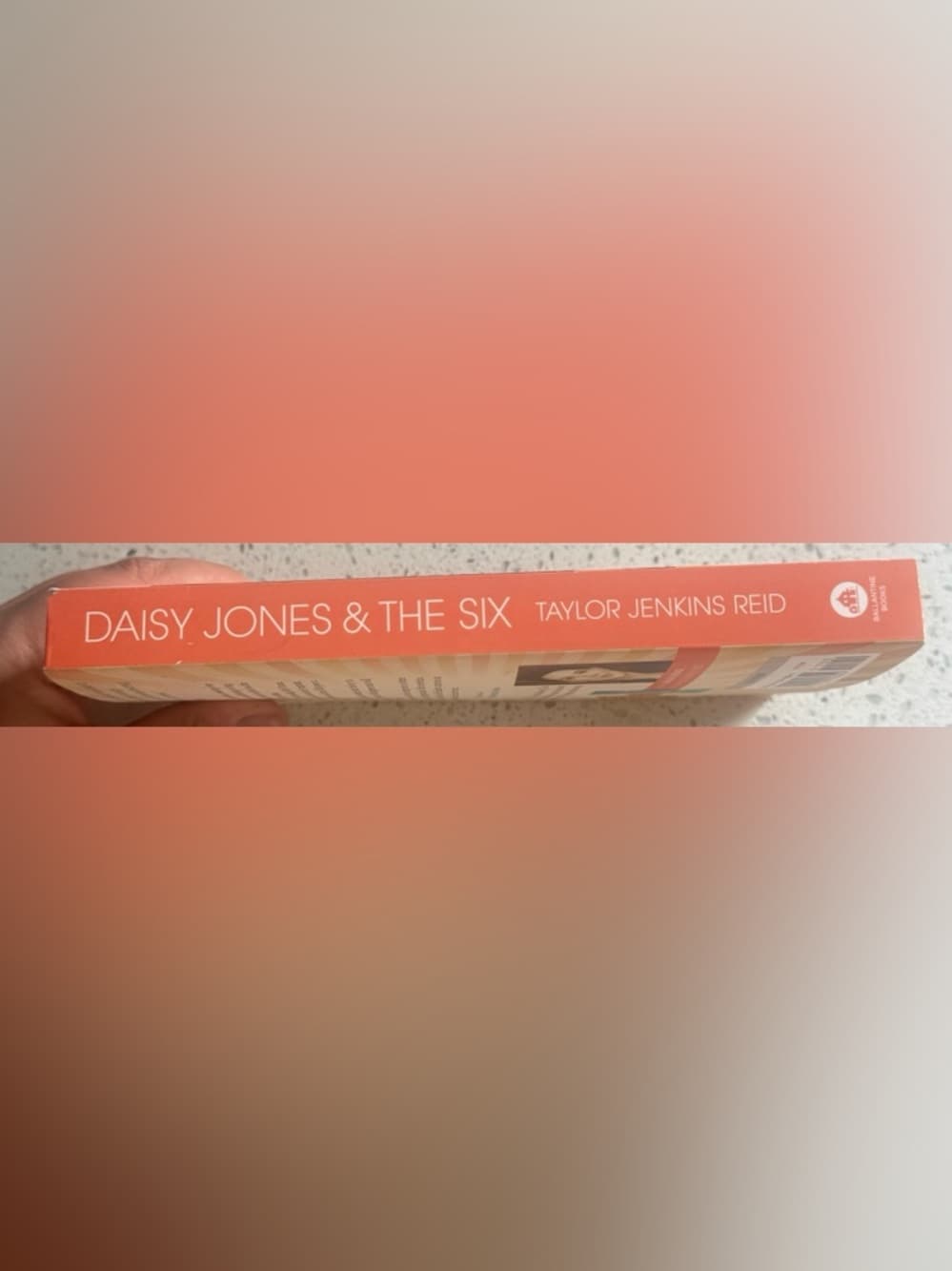 Daisy Jones & The Six Paperback Taylor Jenkins Reid Novel - Thumbnail 5